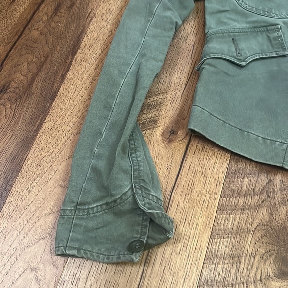 Lucky Brand Woman’s Army Green Cargo Jacket Size XS - Picture 5 of 6